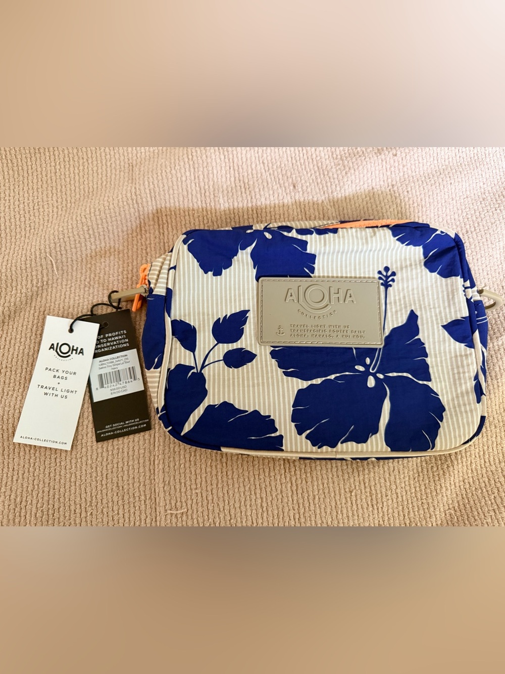NWT ALOHA Collection Blue Hibiscus Salina Stripe Crossbody